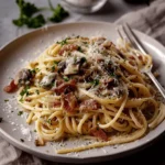 Spaghetti with creamy bacon & mushroom sauce